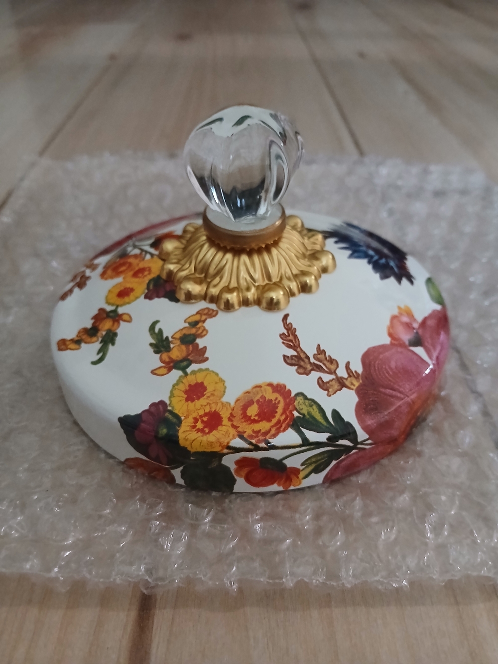 NWT MacKenzie-Childs White Flower Market Enamel Lid ONLY A Brass Bobeche & Knob